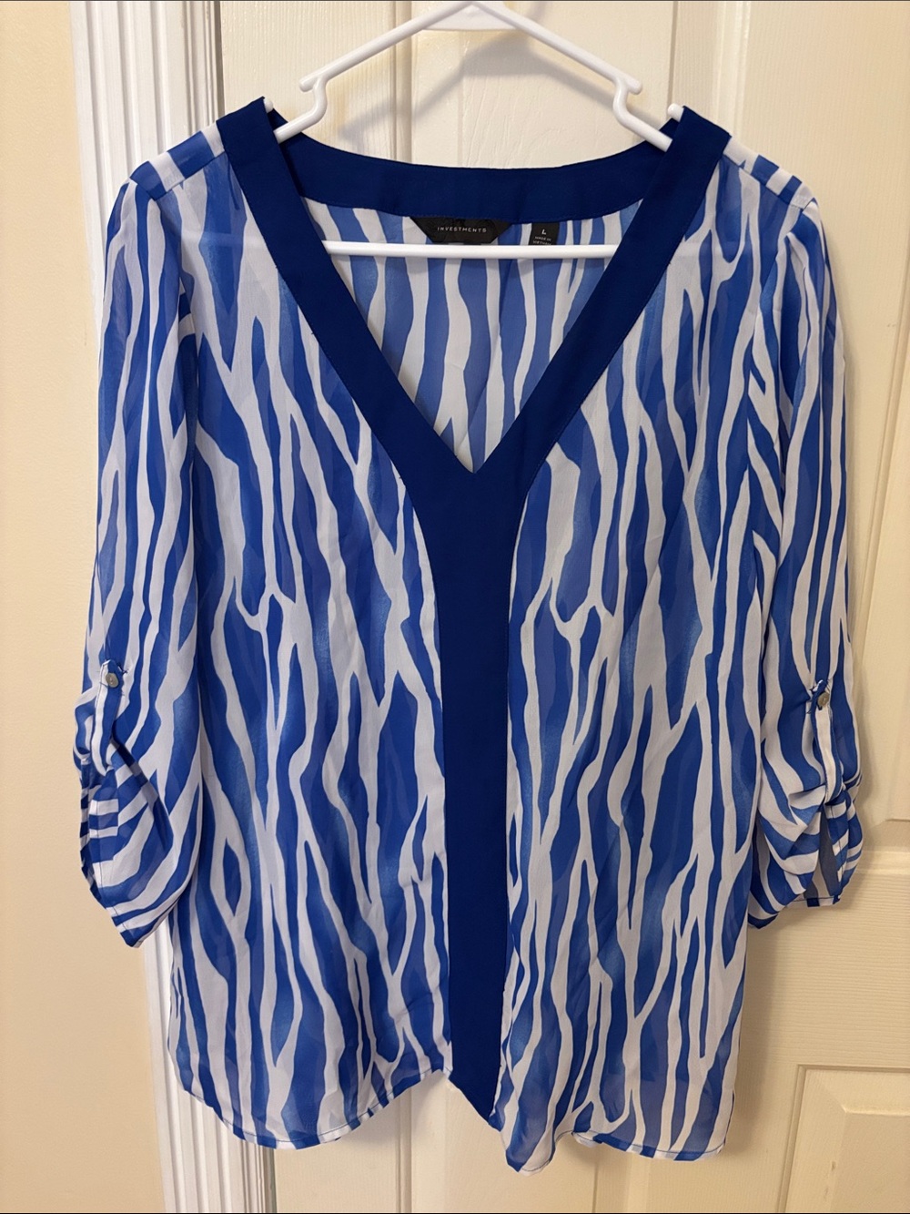 Investments Blue & White V-Neck Printed Tunic